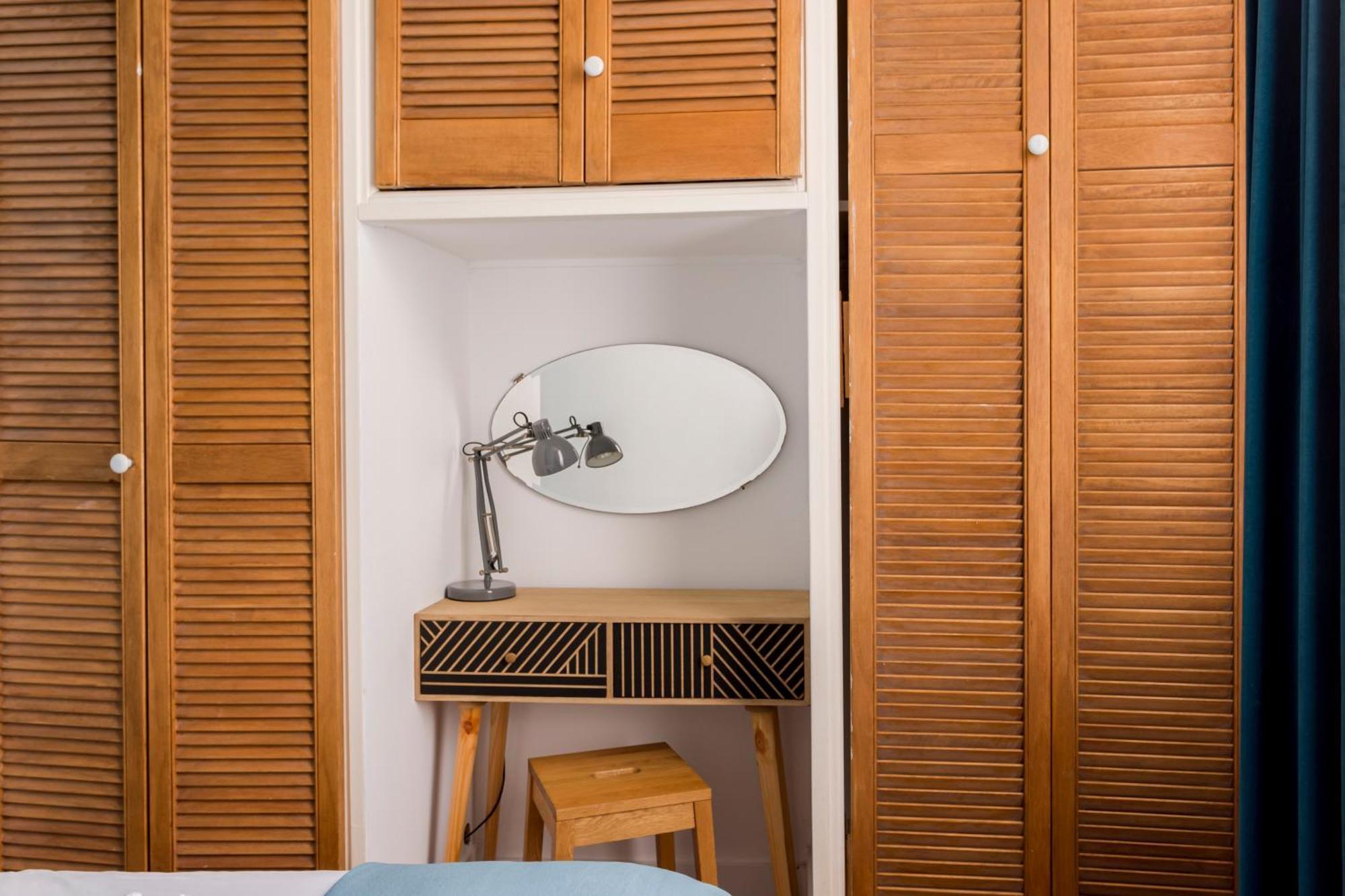 Apartment Marais Place Des Vosges Sevigne *